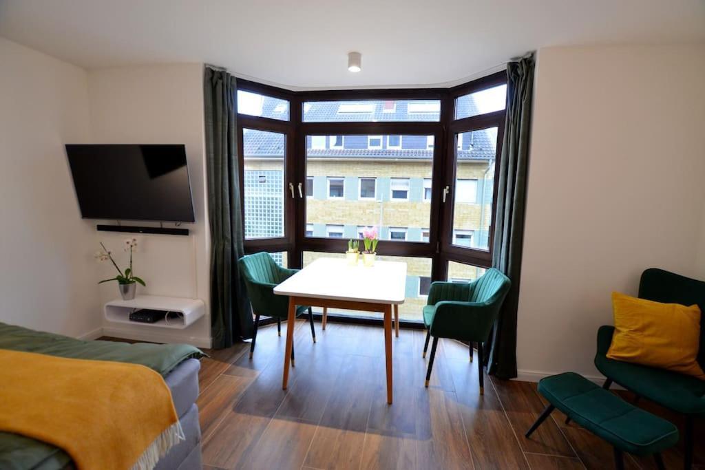 זיגבורג Studio 7 City Lage Mit Garage Naehe Koeln Bonn מראה חיצוני תמונה
